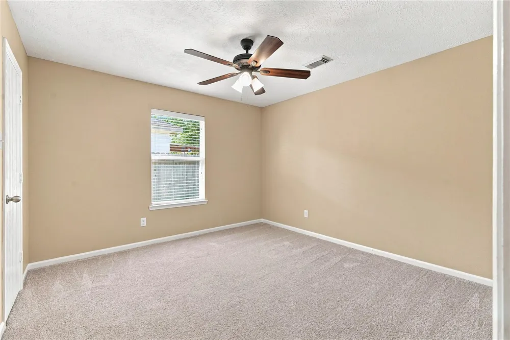 8836 E Buffalo Circle Willis, TX 77378