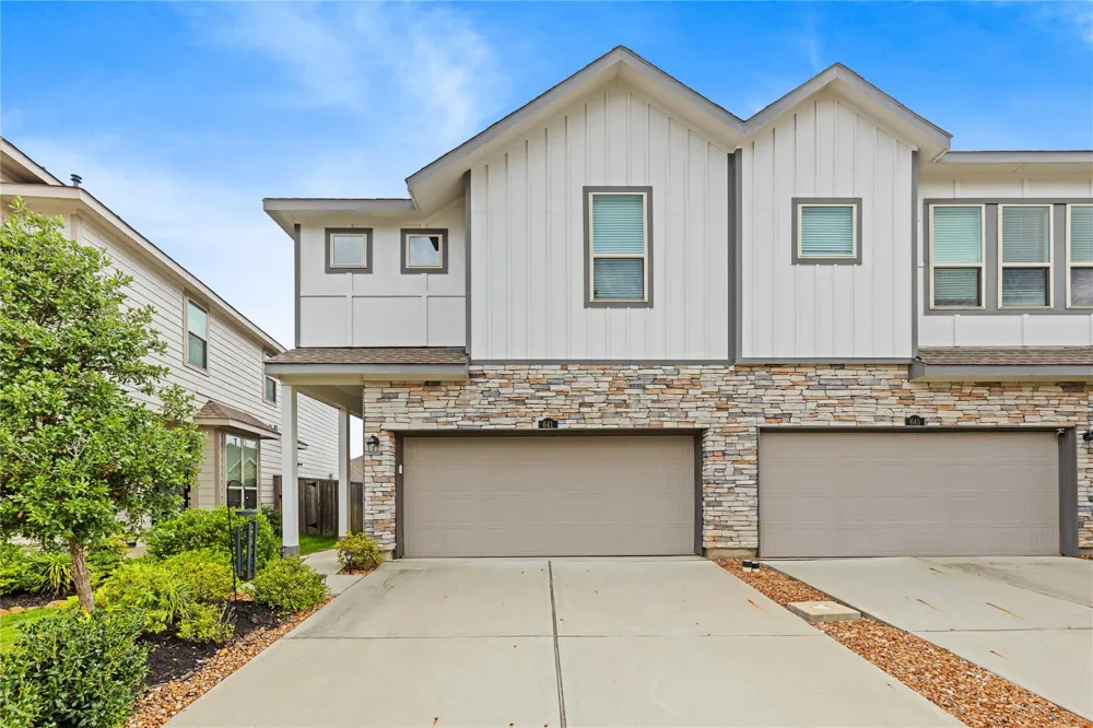 641 Royal Arch Drive Conroe, TX 77304