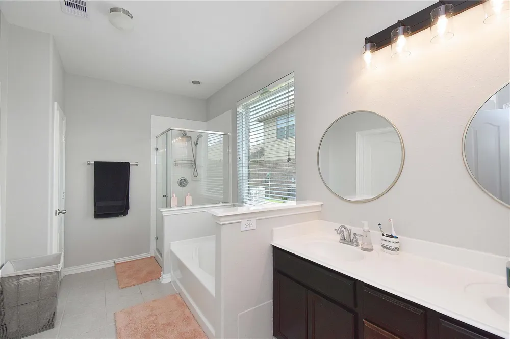 9919 Silver Terrace Drive Rosharon, TX 77583