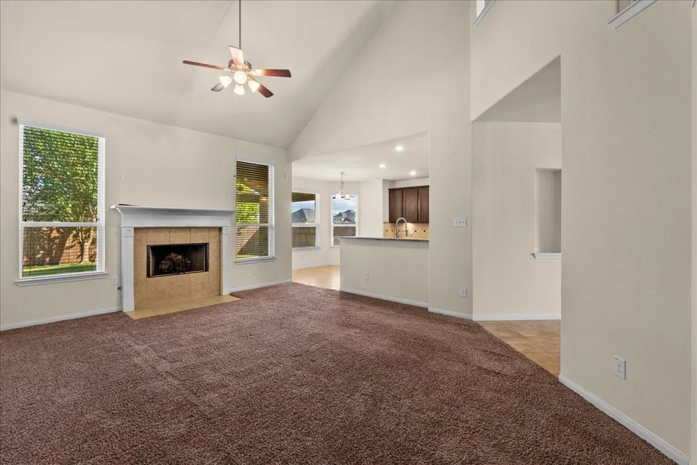 11815 Eagle Ridge Drive Mont Belvieu, TX 77535