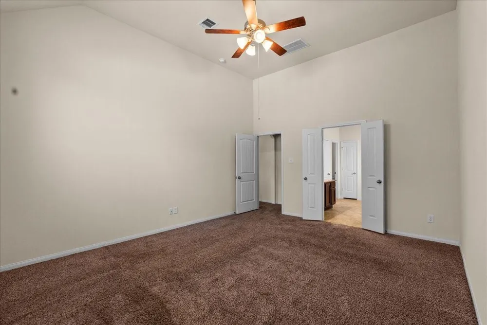 11815 Eagle Ridge Drive Mont Belvieu, TX 77535