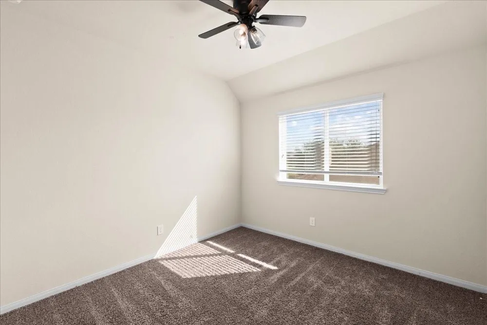 11815 Eagle Ridge Drive Mont Belvieu, TX 77535
