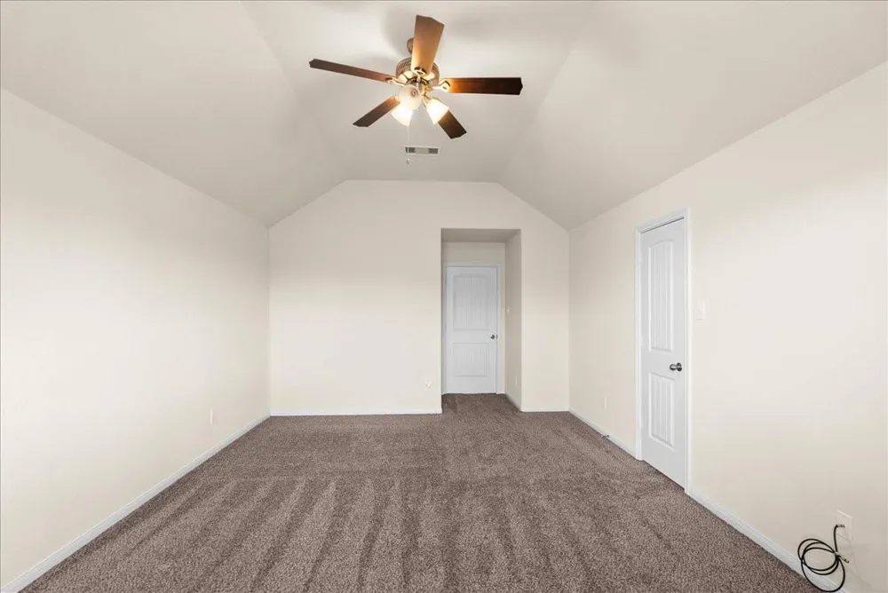 11815 Eagle Ridge Drive Mont Belvieu, TX 77535