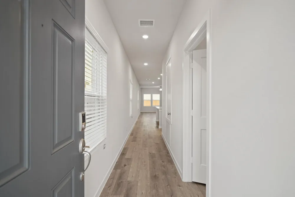 310 Amy Street Angleton, TX 77515