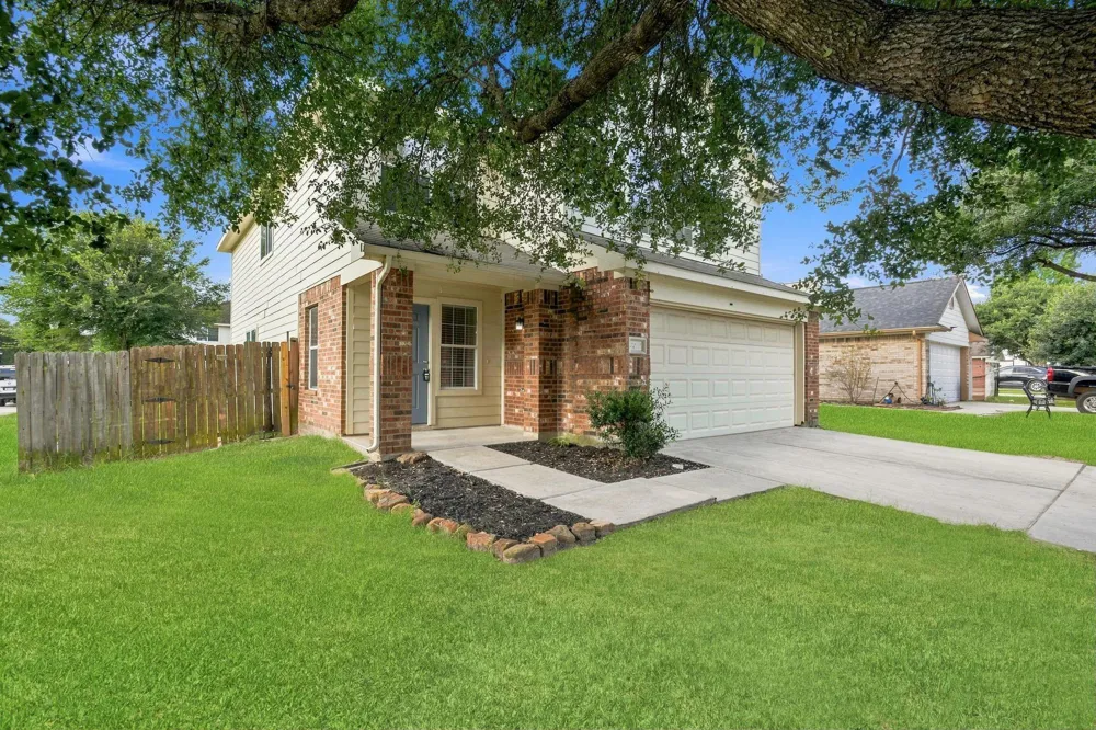 7203 Lazy Summer Court Magnolia, TX 77354