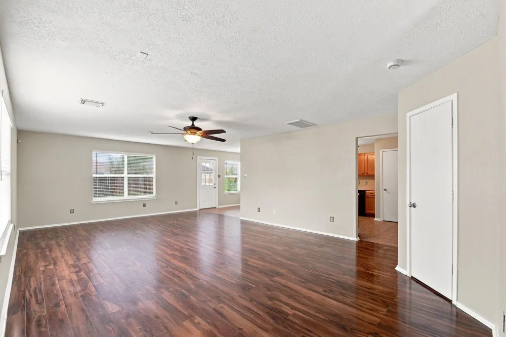 7203 Lazy Summer Court Magnolia, TX 77354