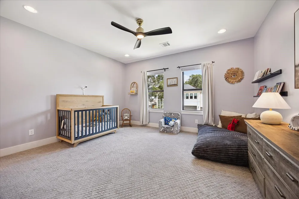 1313 Thornton Road Houston, TX 77018