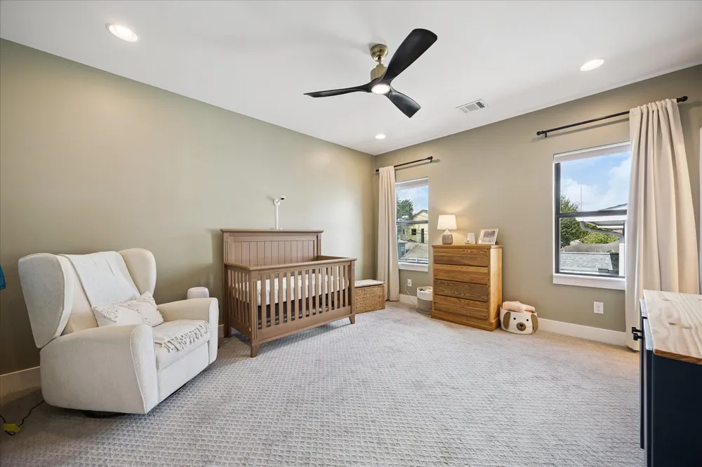 1313 Thornton Road Houston, TX 77018