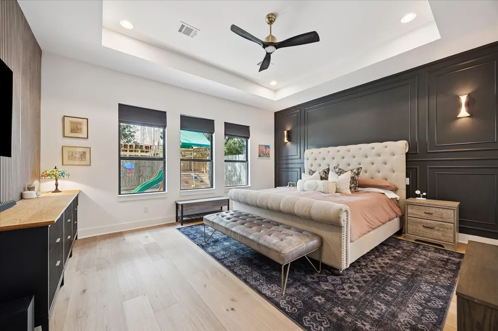 1313 Thornton Road Houston, TX 77018