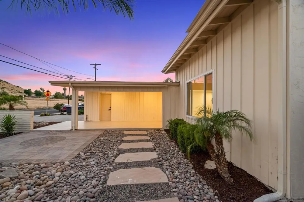 12674 Metate Ln Poway, CA 92064
