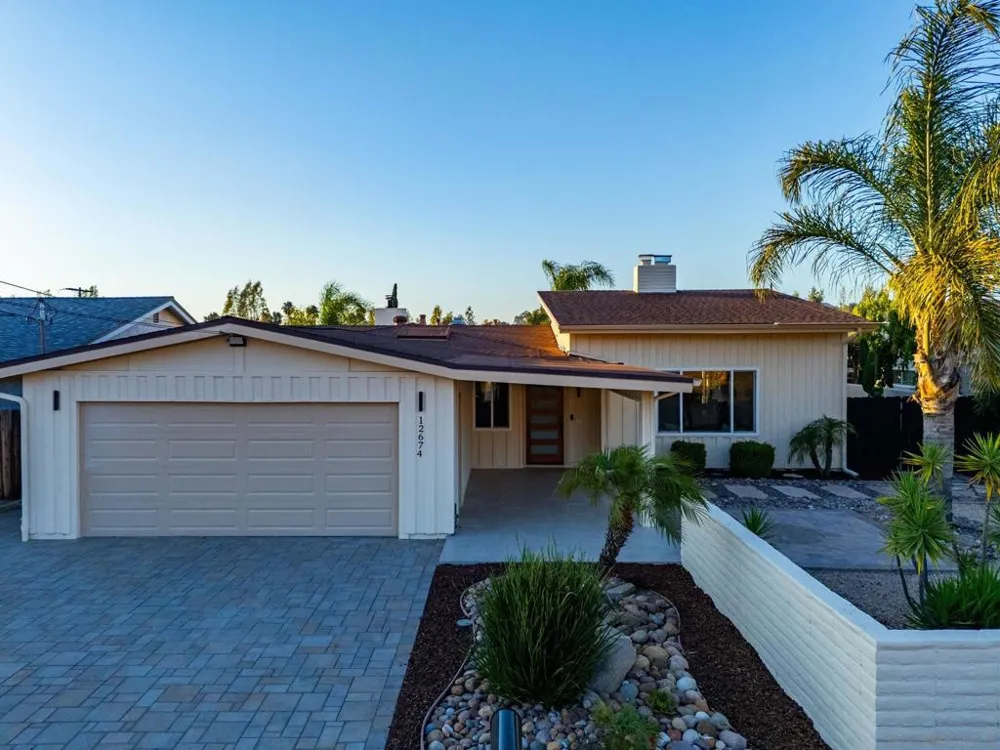 12674 Metate Ln Poway, CA 92064