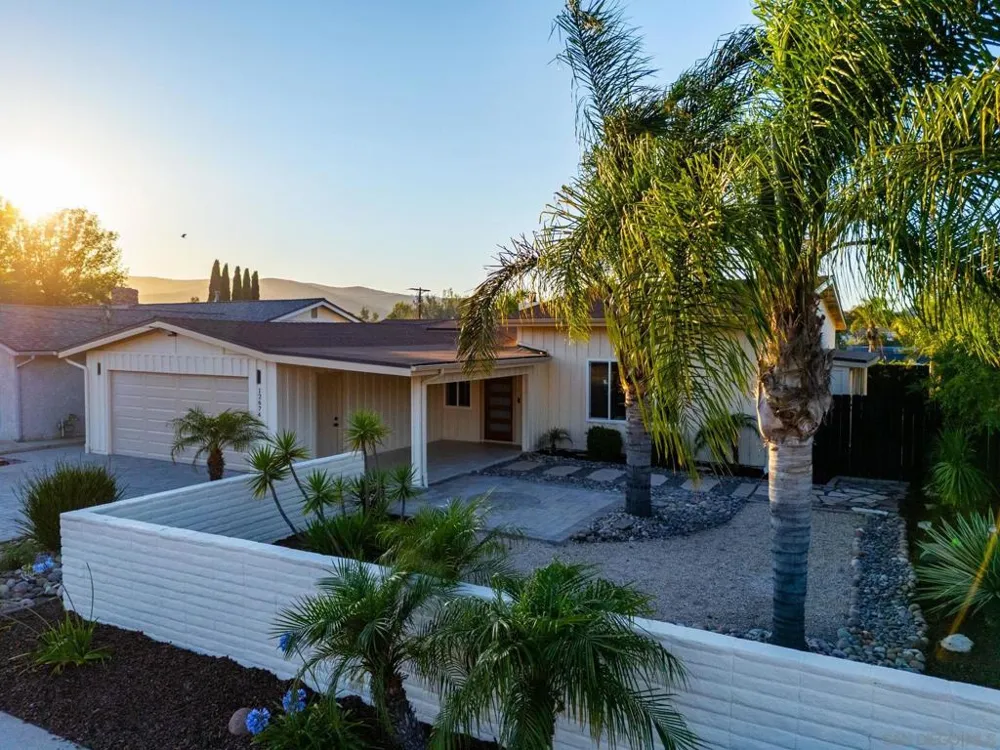 12674 Metate Ln Poway, CA 92064