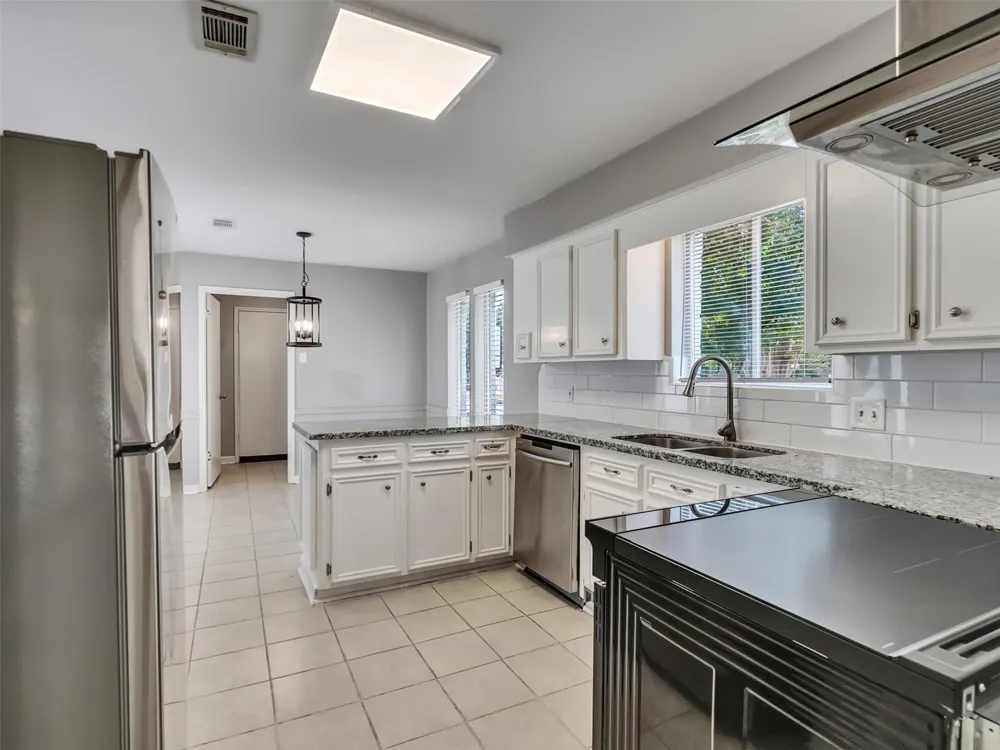22939 Spring Willow Drive Tomball, TX 77375