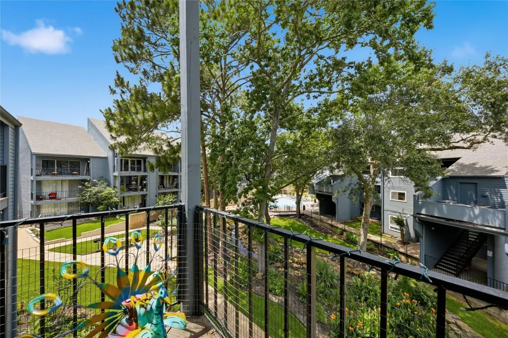 12500 Melville Drive #316B Montgomery, TX 77356