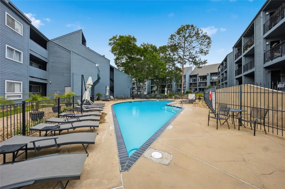 12500 Melville Drive #316B Montgomery, TX 77356