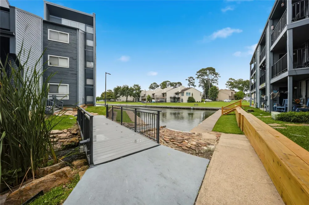 12500 Melville Drive #316B Montgomery, TX 77356