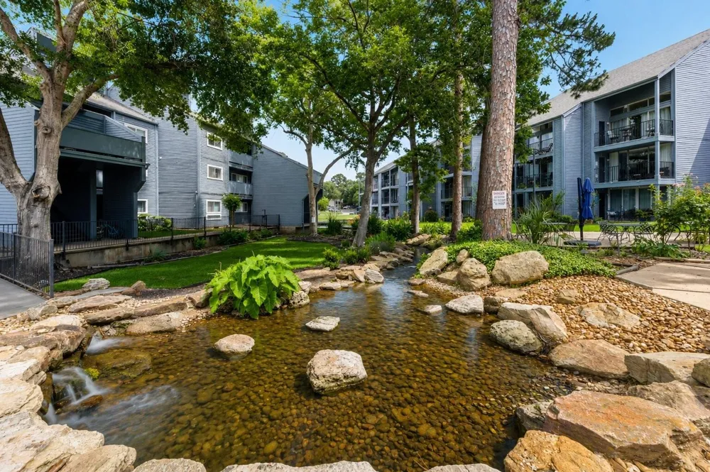 12500 Melville Drive #316B Montgomery, TX 77356