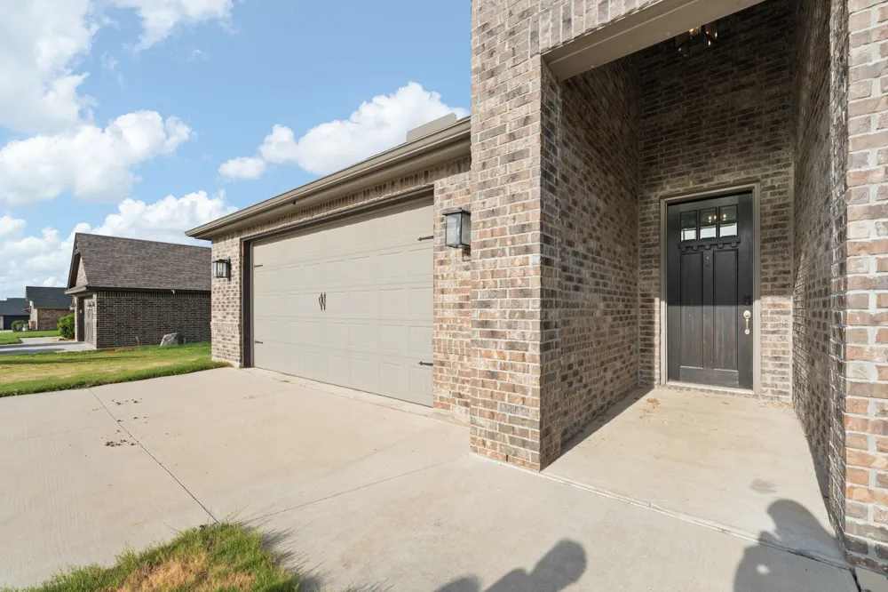125 Treys Way Godley, TX 76044