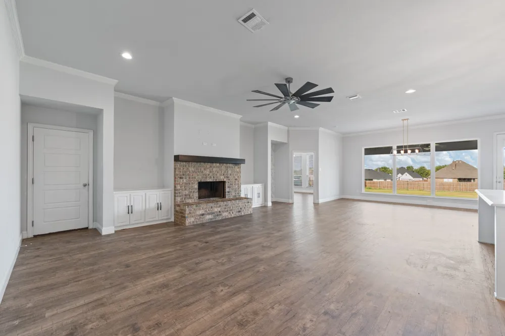 125 Treys Way Godley, TX 76044