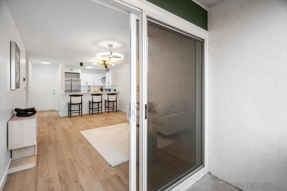 4060 Huerfano #113 San Diego, CA 92117
