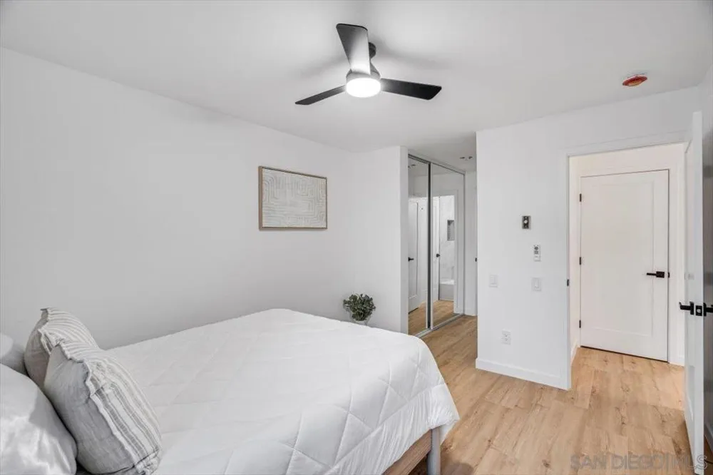 4060 Huerfano #113 San Diego, CA 92117