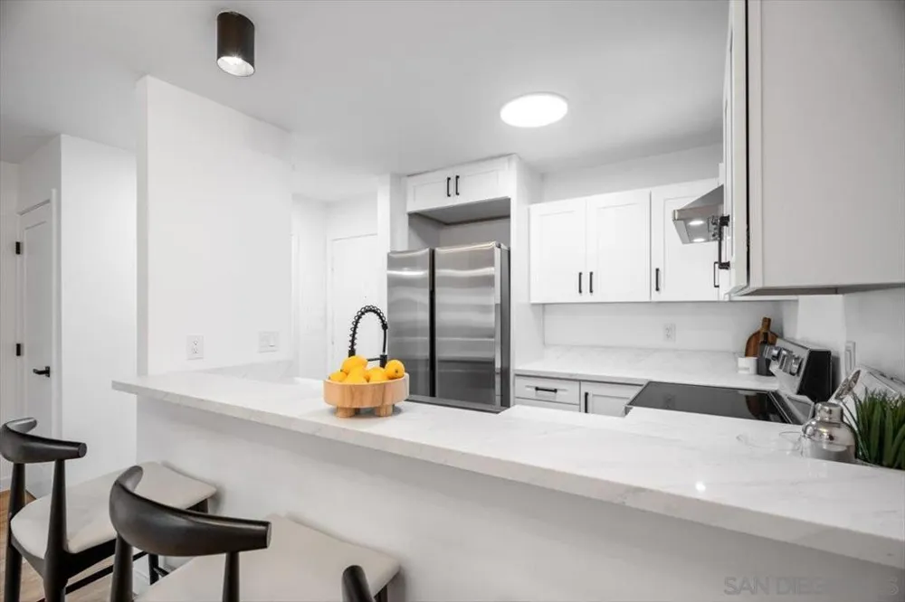 4060 Huerfano #113 San Diego, CA 92117