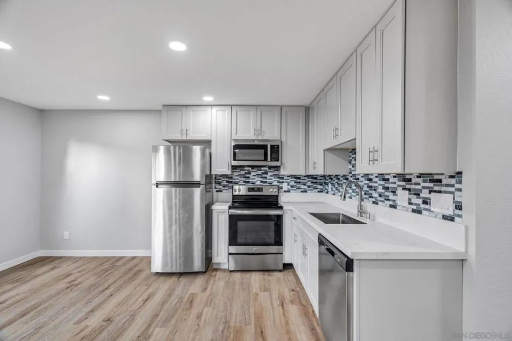 1274 Holly Ave Imperial Beach, CA 91932