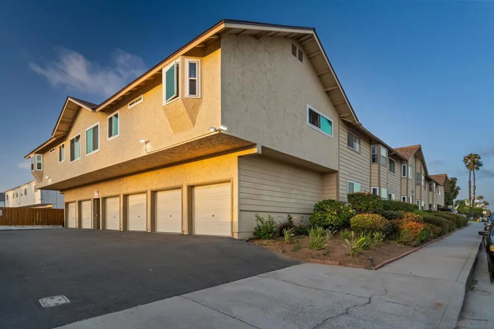 1274 Holly Ave Imperial Beach, CA 91932