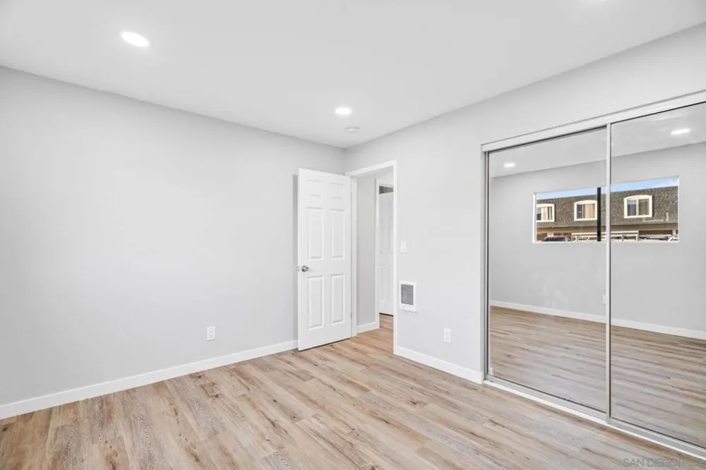 1274 Holly Ave Imperial Beach, CA 91932