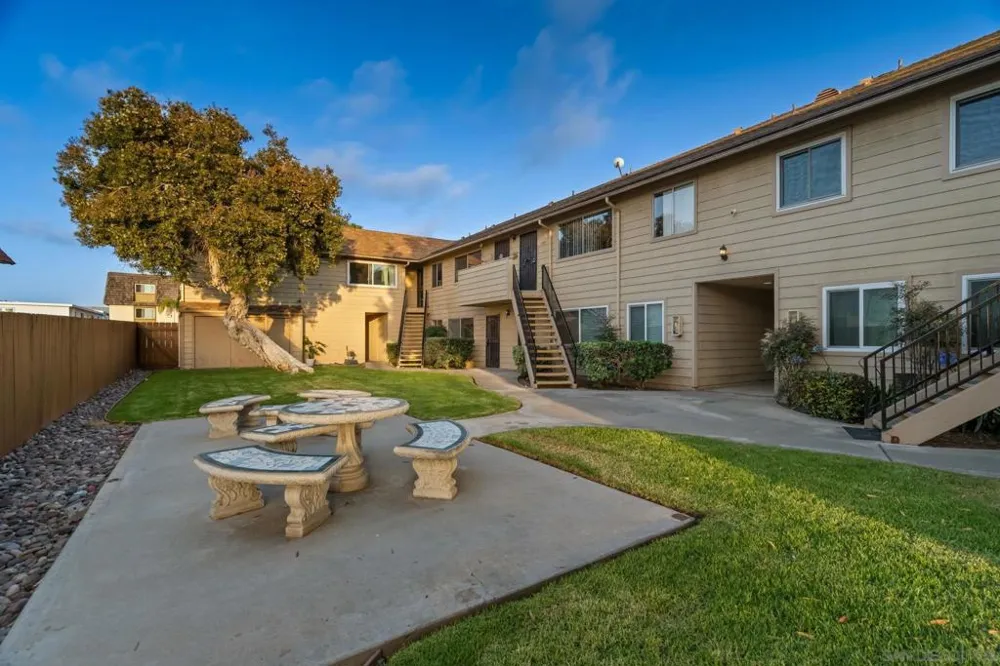 1274 Holly Ave Imperial Beach, CA 91932