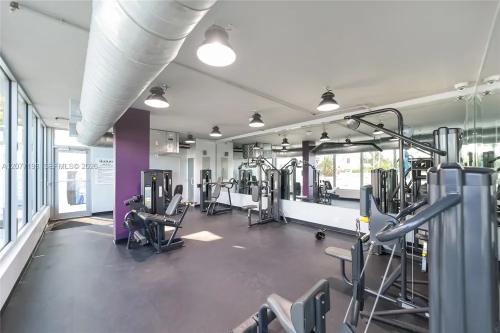100 Lincoln Rd #1107 Miami Beach, FL 33139