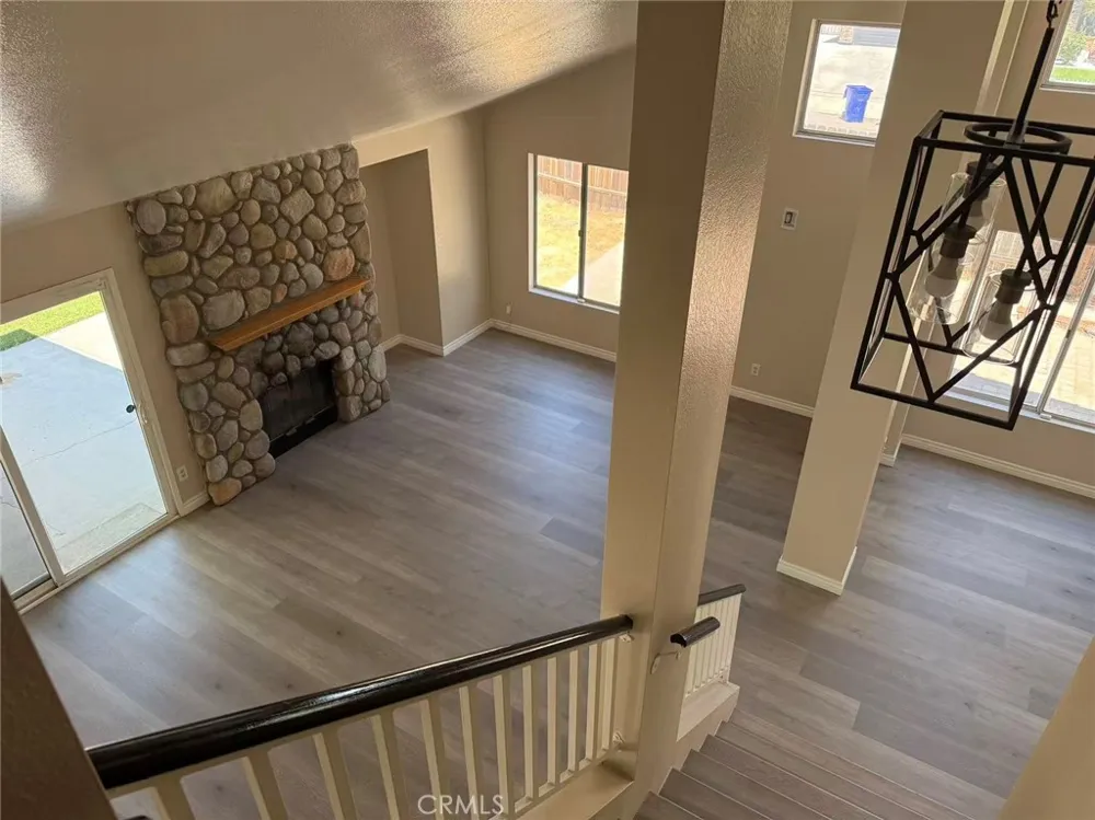 14830 Redwood Adelanto, CA 92301