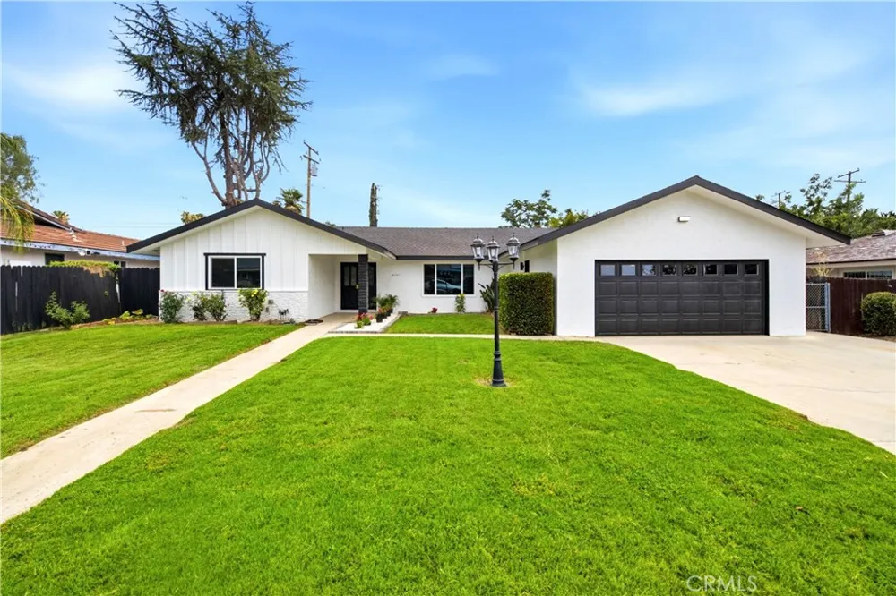 41141 Academy Hemet, CA 92544