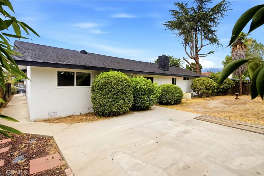 41141 Academy Hemet, CA 92544
