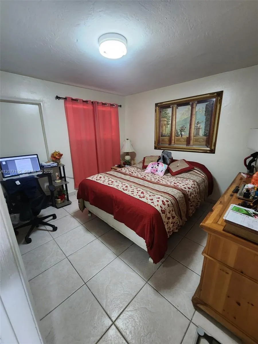 664 W 29th St #6 Hialeah, FL 33012