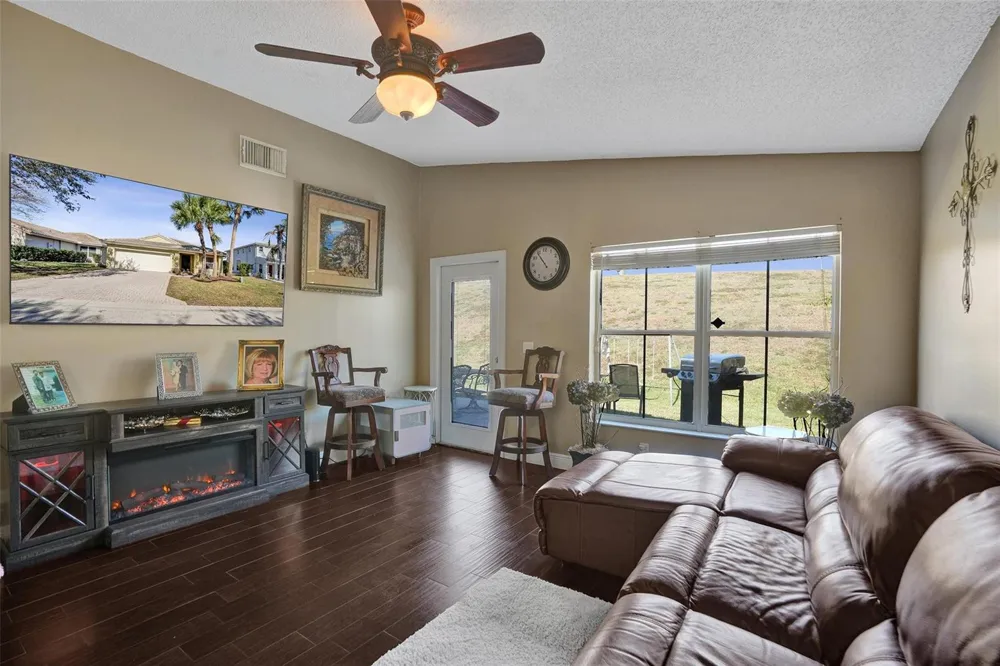 5534 NW 125th Terrace Coral Springs, FL 33076