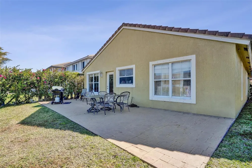 5534 NW 125th Terrace Coral Springs, FL 33076