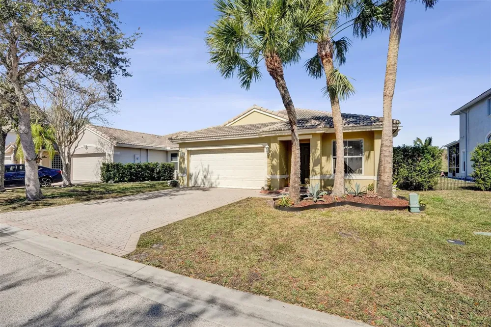 5534 NW 125th Terrace Coral Springs, FL 33076