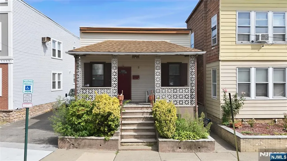 2 Lake Street Belleville, NJ 07109