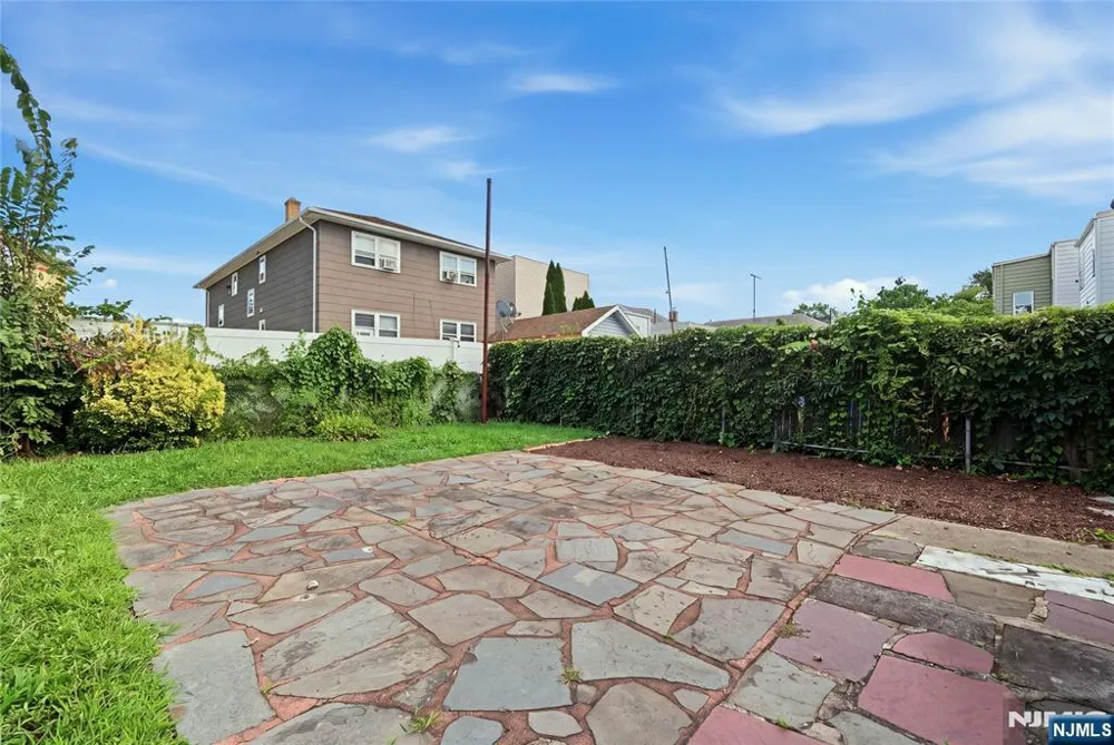 2 Lake Street Belleville, NJ 07109