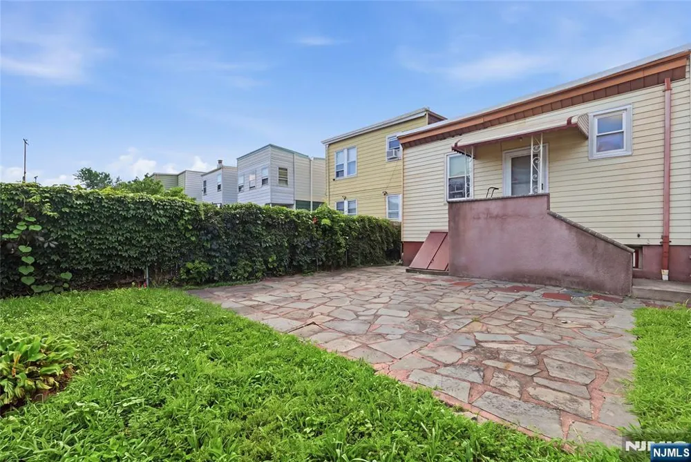 2 Lake Street Belleville, NJ 07109