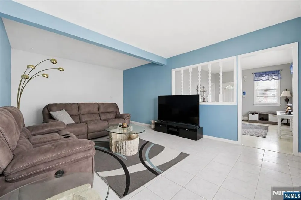 2 Lake Street Belleville, NJ 07109