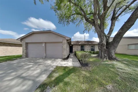 3446 Edgecreek Drive