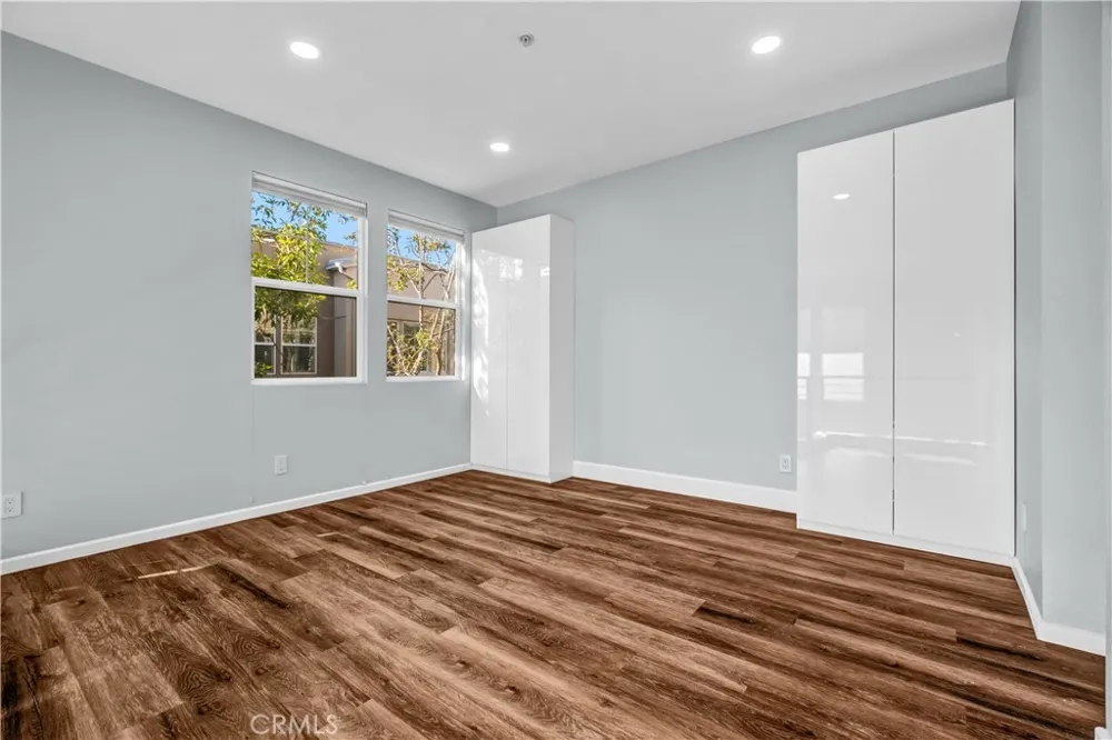 226 E Jeanette Lane Santa Ana, CA 92705