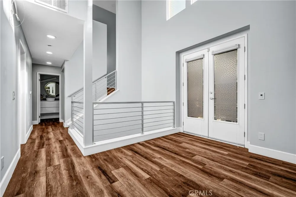 226 E Jeanette Lane Santa Ana, CA 92705