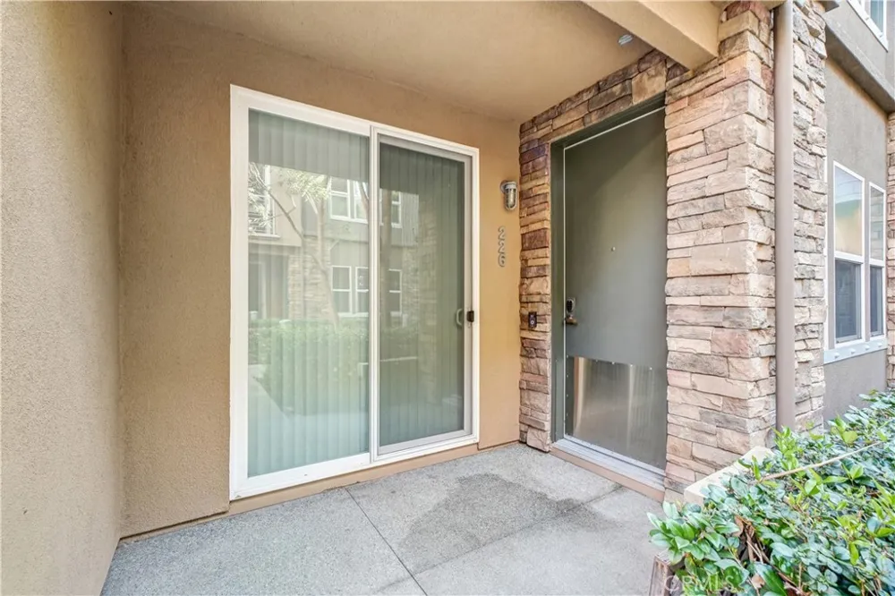 226 E Jeanette Lane Santa Ana, CA 92705