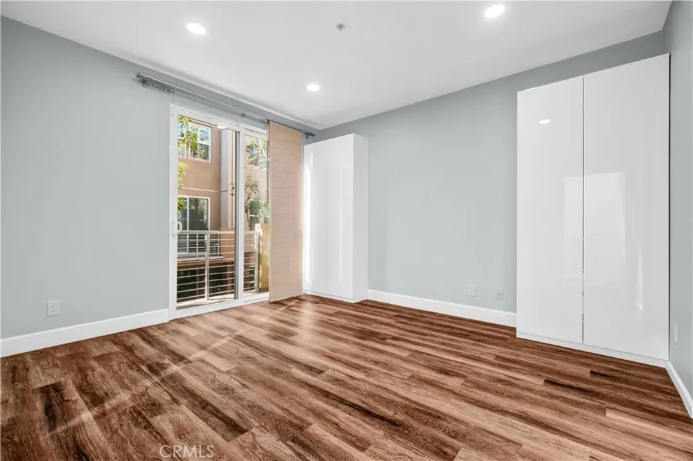 226 E Jeanette Lane Santa Ana, CA 92705