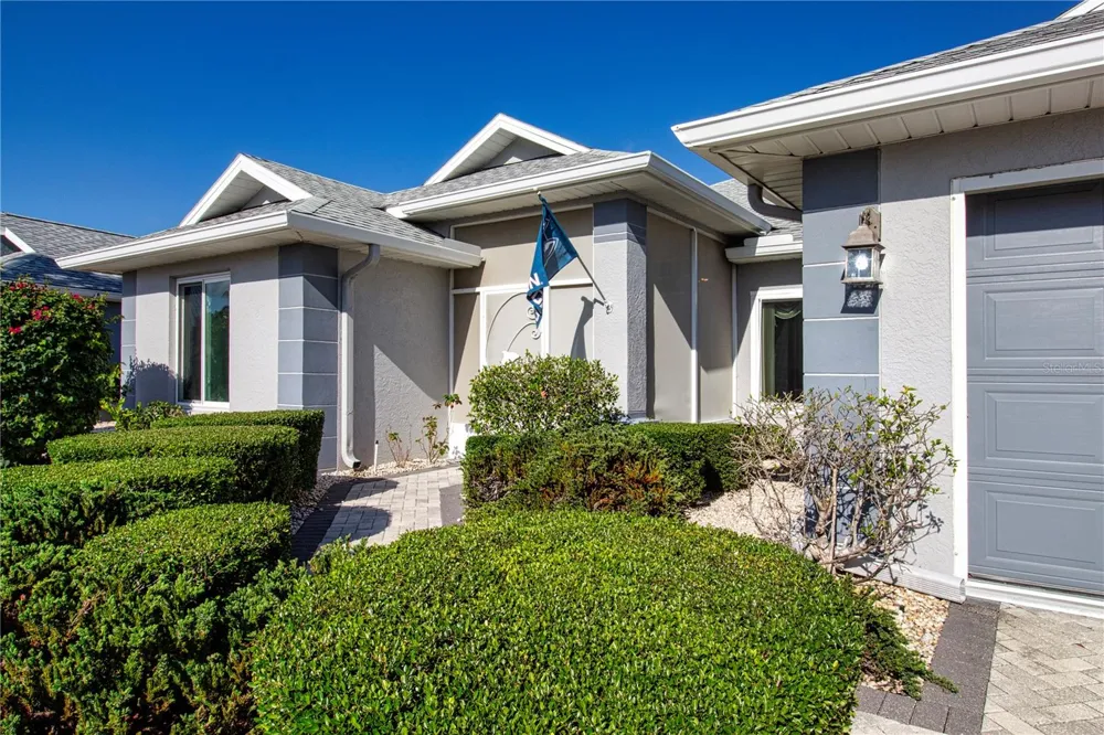 2042 PRESTANCIA LANE Sun City Center, FL 33573