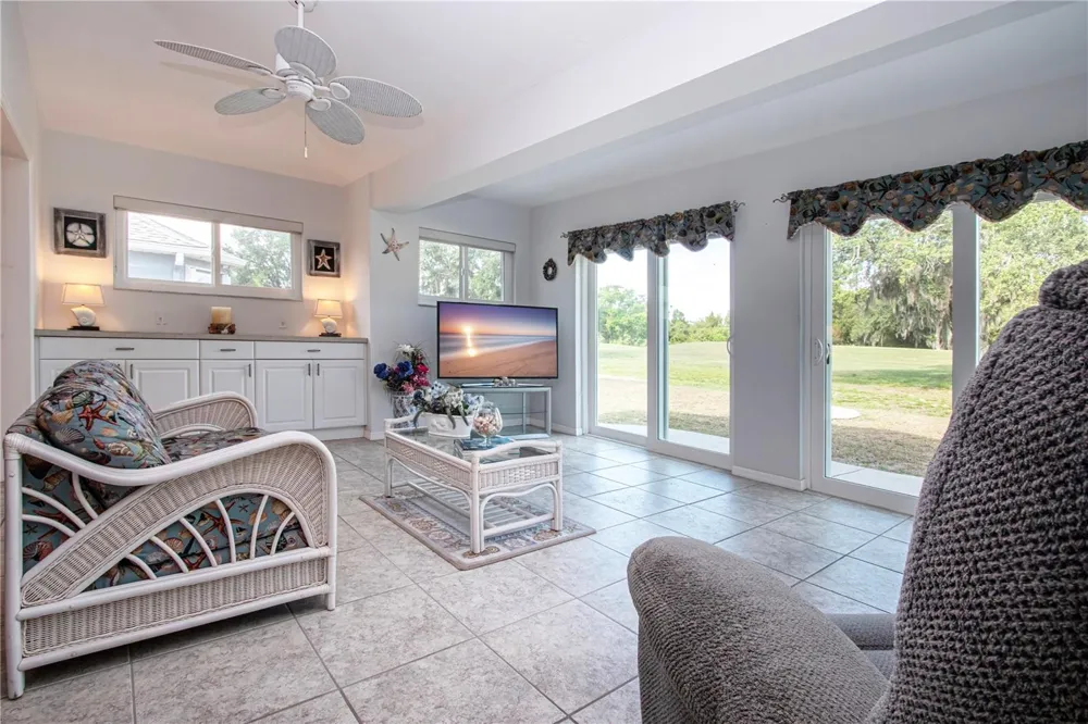 2042 PRESTANCIA LANE Sun City Center, FL 33573