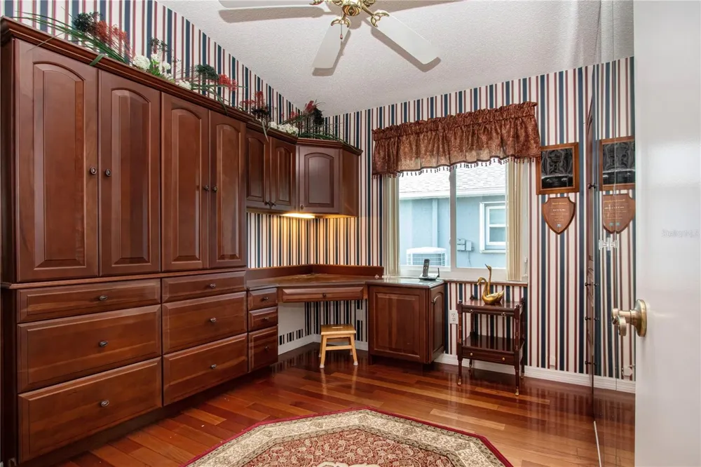 2042 PRESTANCIA LANE Sun City Center, FL 33573